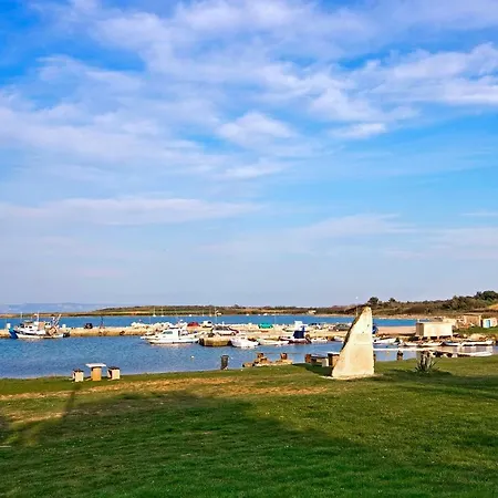 Hébergement de vacances M1 & M2 *